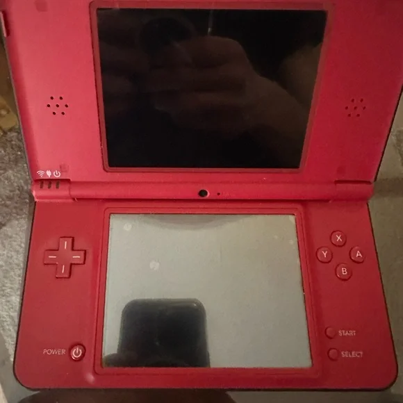 Modded Nintendo DSi XL - Mario 25th Included all Pokemon, Zelda, 350+ games - Picture 2 of 9